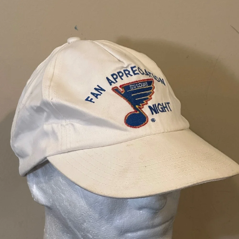 Vintage St Louis Blues Hat Fan Appreciation Night Snapback White NHL Universal
